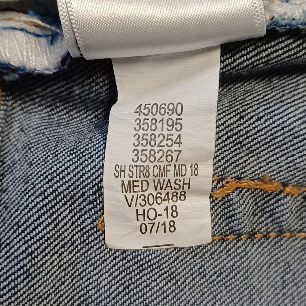 Gap Denim Kids Boys Size 10 Regular Stretch Straight Jeans Medium Wash Blue - Picture 10 of 10